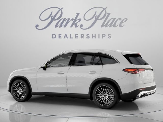 Used 2026 Mercedes-Benz GLC 300 image 11