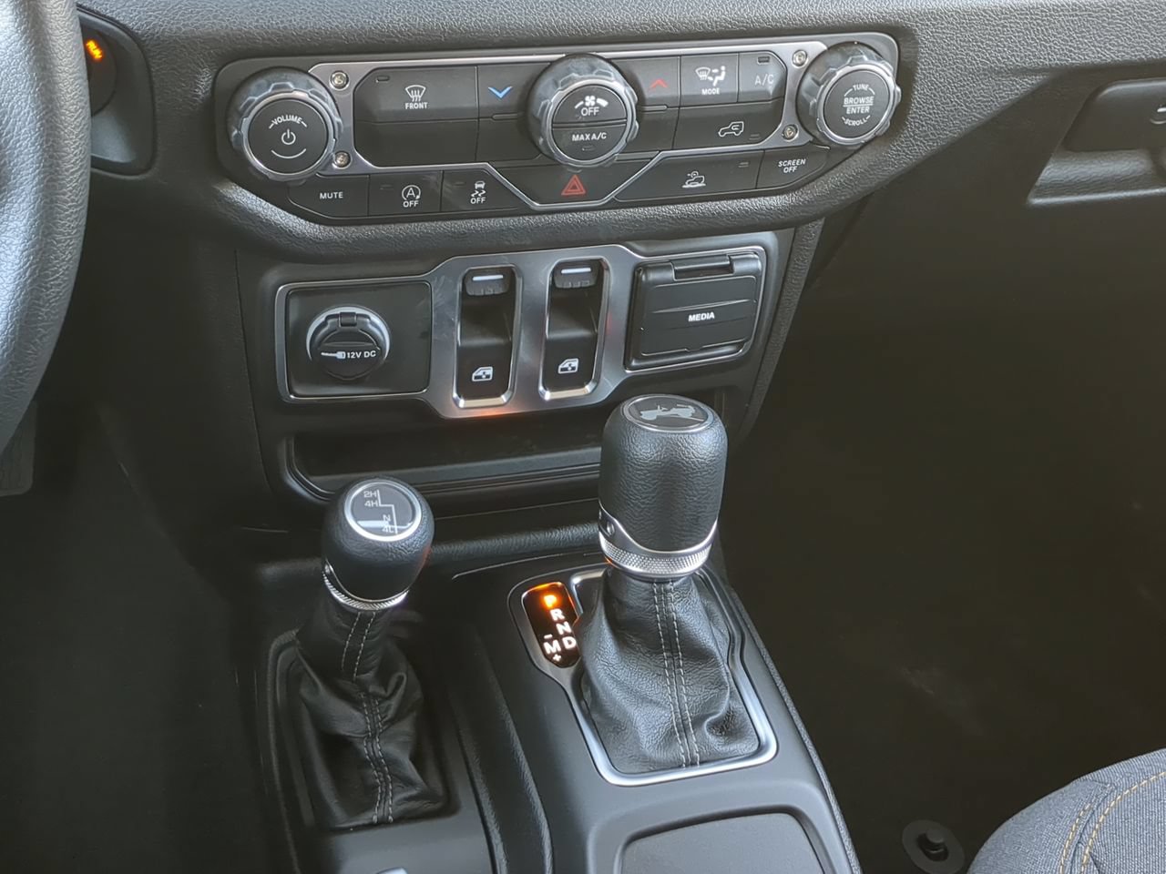 New 2026 Jeep Wrangler Sport AWD/4WD image 17