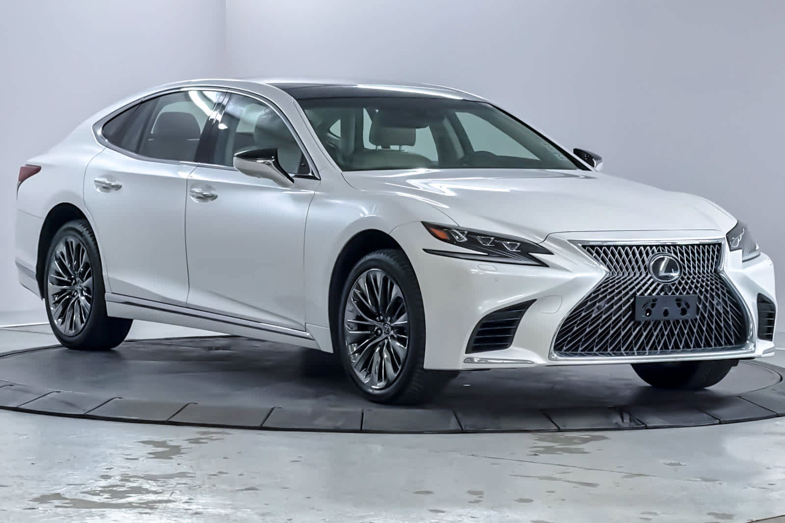 Used 2018 Lexus LS 500 AWD w/ Interior Upgrade Package image 9
