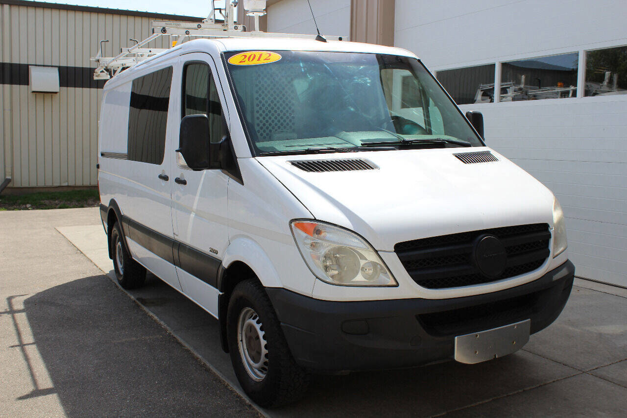 Used 2012 Mercedes-Benz Sprinter 2500 image 4