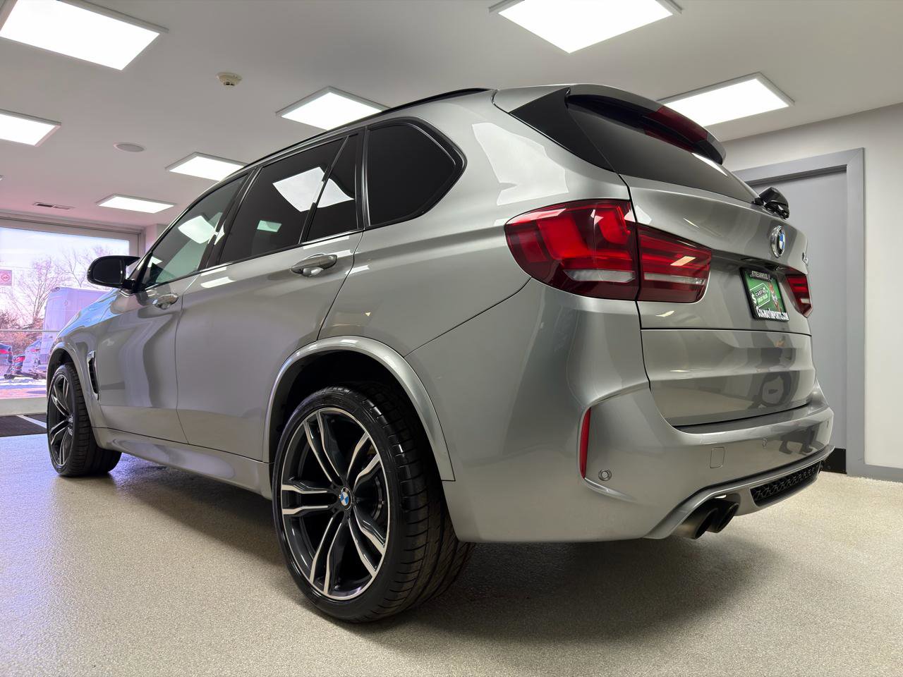 Used 2015 BMW X5 M w/ Premium Package image 5