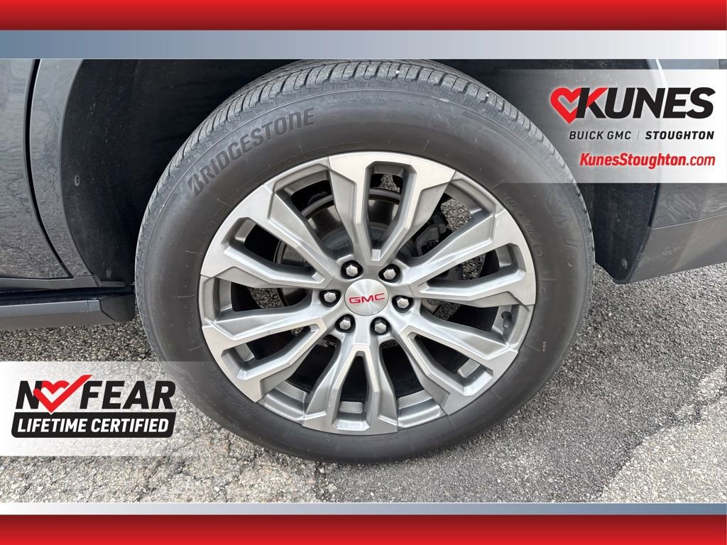 Used 2021 GMC Yukon Denali w/ Denali Premium Package image 18