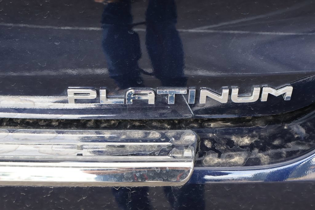 Used 2024 Toyota Highlander Platinum AWD/4WD image 75