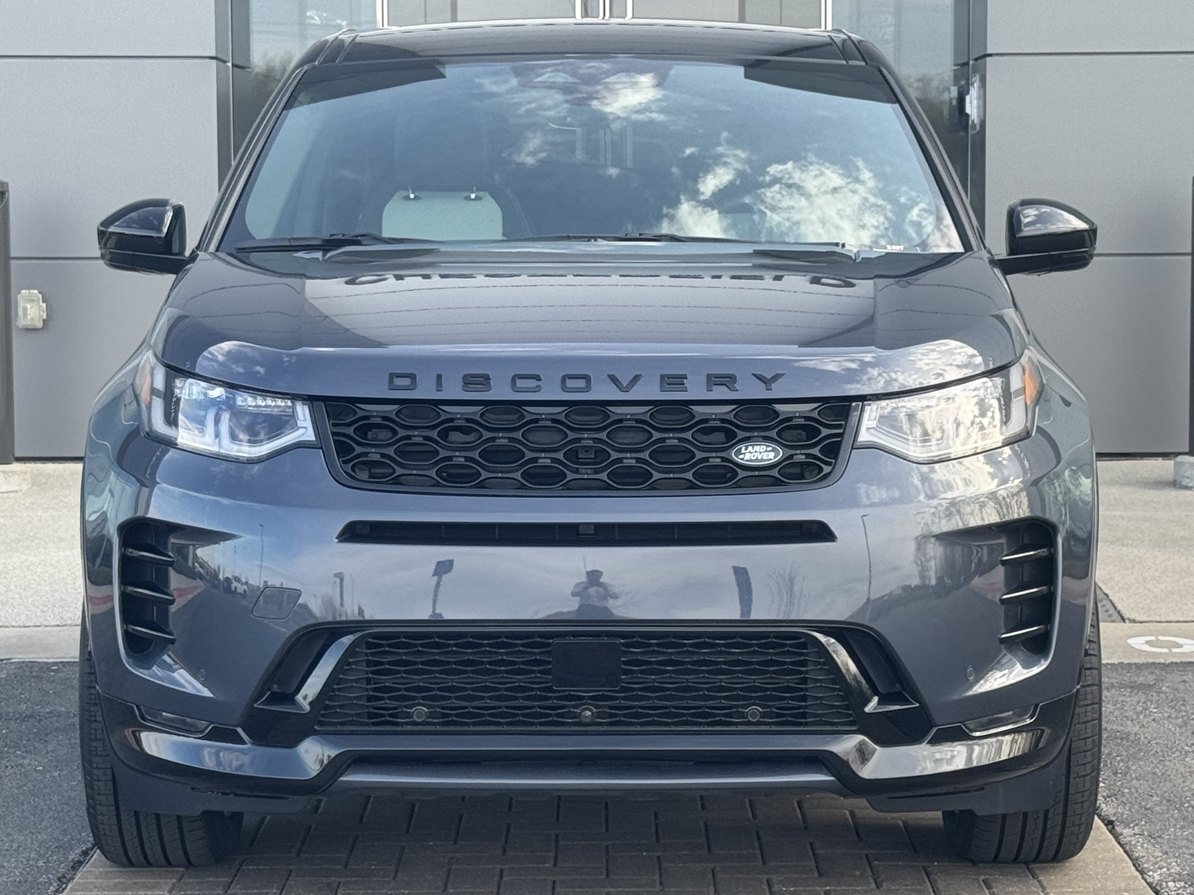 New 2026 Land Rover Discovery Sport Landmark AWD/4WD image 8
