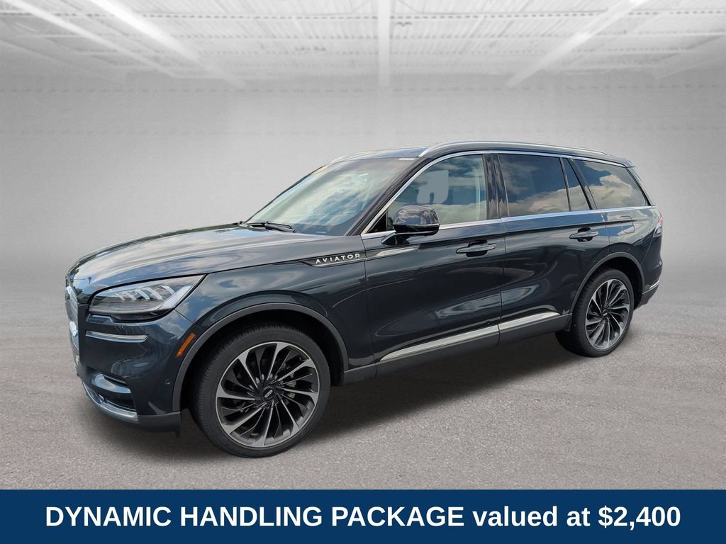 Used 2023 Lincoln Aviator Reserve w/ Equipment Group 201A AWD/4WD image 3