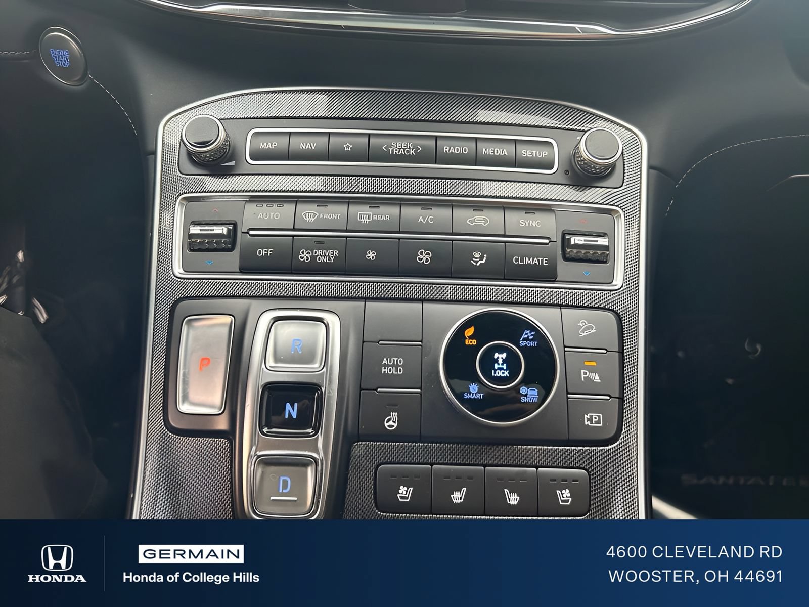 Used 2021 Hyundai Santa Fe Limited AWD/4WD image 17