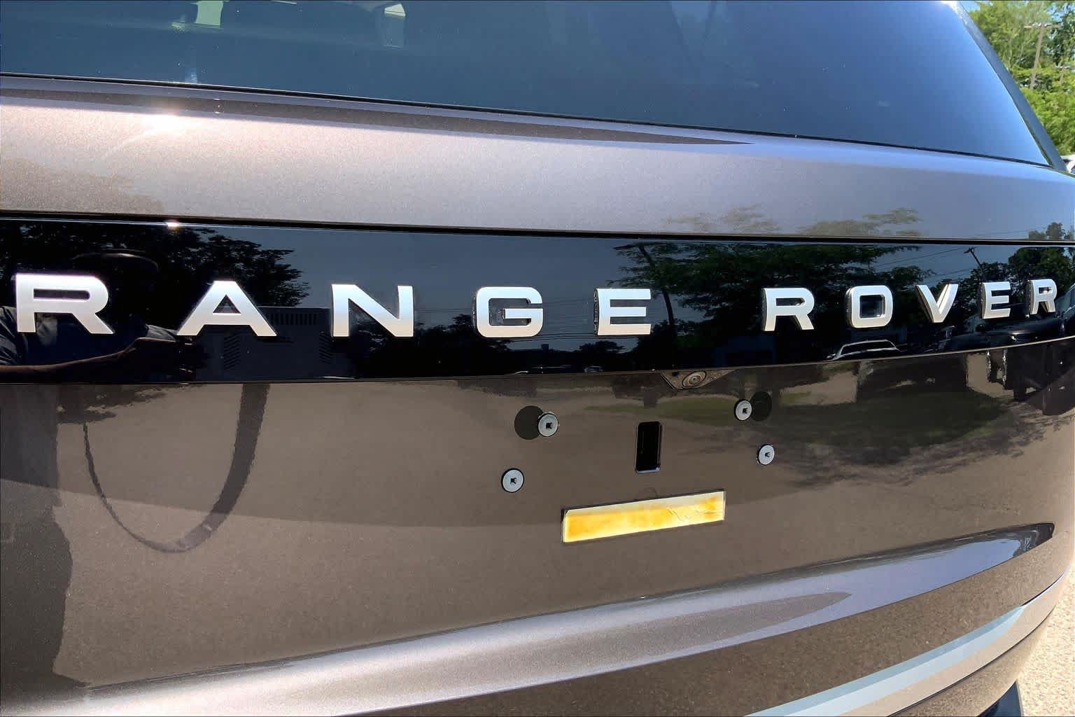 Used 2024 Land Rover Range Rover Long Wheelbase Autobiography AWD/4WD image 30