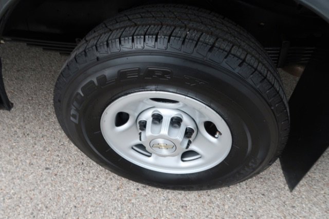 Used 2022 Chevrolet Express 3500 w/ Power Convenience Package image 13