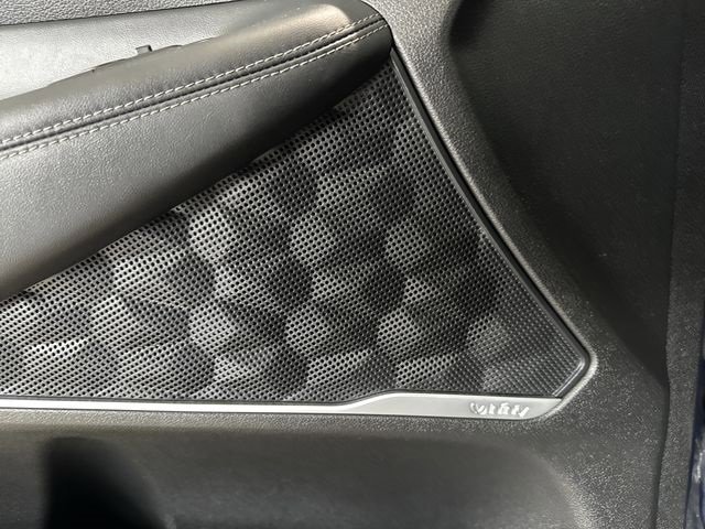 Used 2019 Hyundai Santa Fe Limited w/ Cargo Package image 24