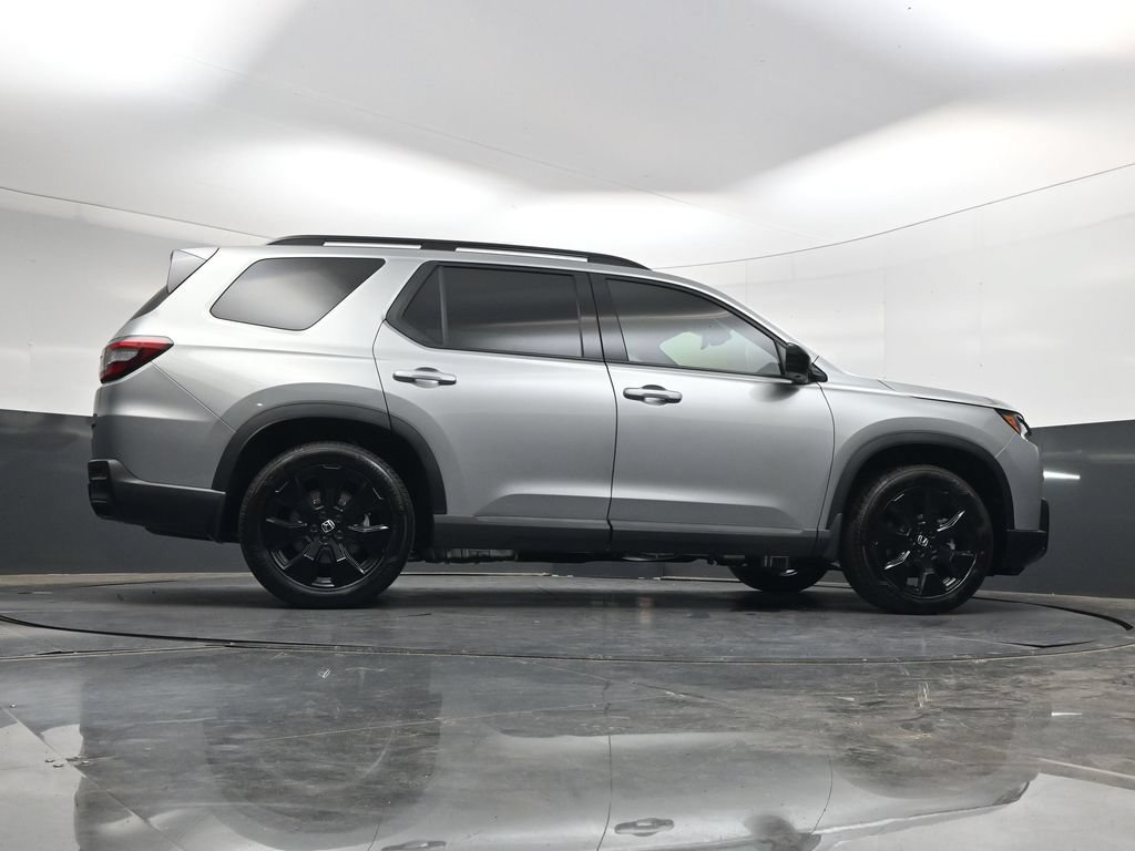 New 2026 Honda Pilot Black Edition image 42