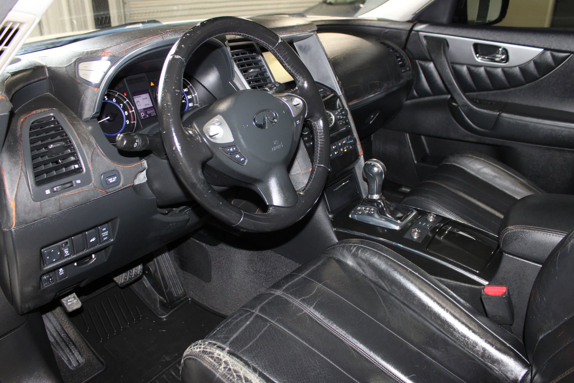 Used 2012 INFINITI FX35 2WD image 21