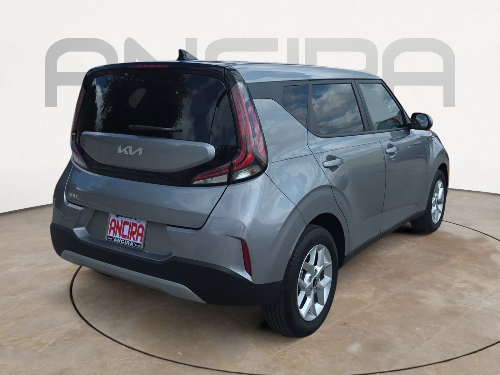 Certified 2025 Kia Soul LX w/ LX Technology Package FWD image 7