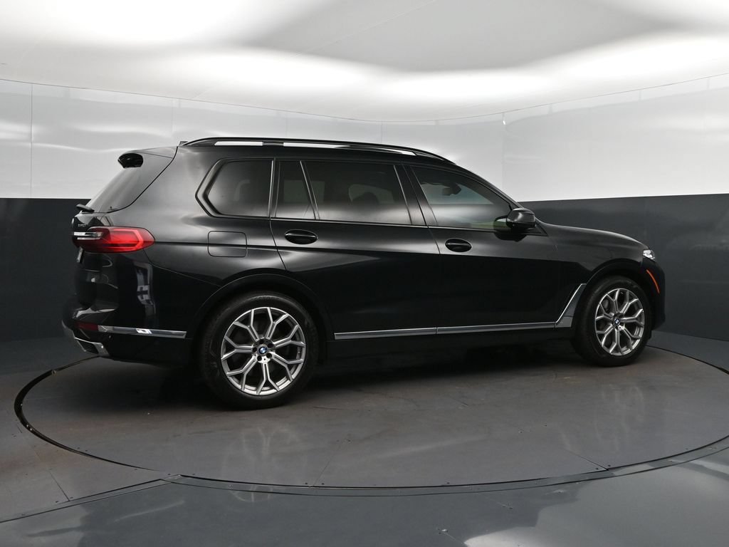 Used 2021 BMW X7 xDrive40i w/ Premium Package AWD/4WD image 8