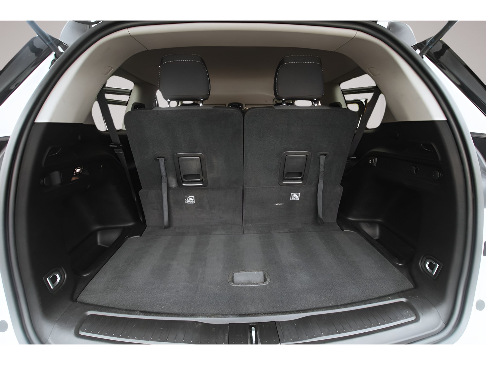 Used 2023 Jeep Grand Cherokee L Laredo AWD/4WD image 29