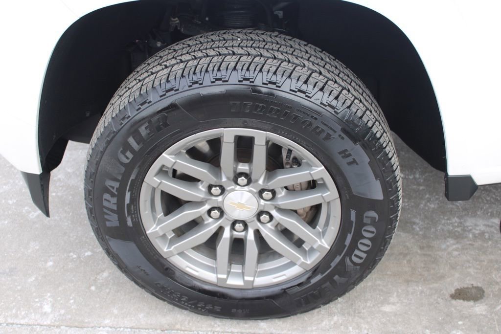 Used 2023 Chevrolet Colorado LT w/ LT Convenience Package II image 12