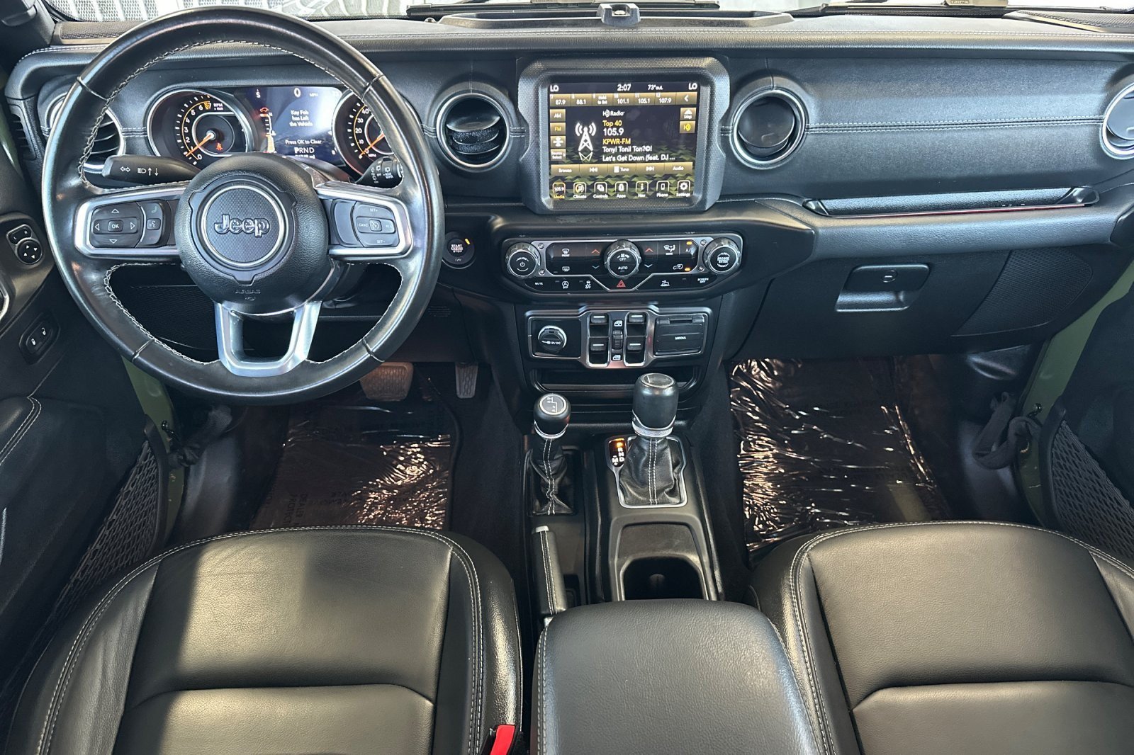 Used 2022 Jeep Wrangler Unlimited Sahara w/ LED Lighting Group AWD/4WD image 12