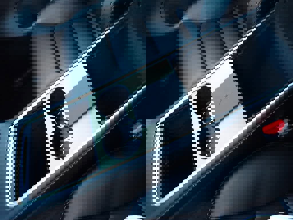 Used 2024 Tesla Model Y Long Range image 27