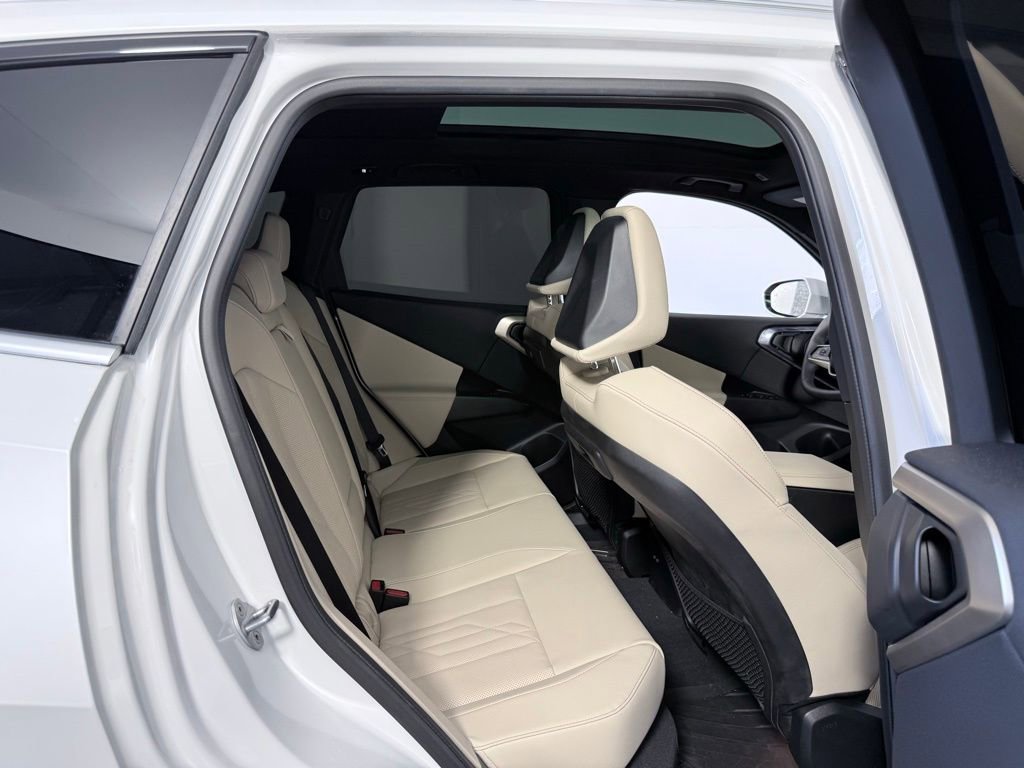 Used 2025 BMW X3 xDrive30i w/ Convenience Package image 25