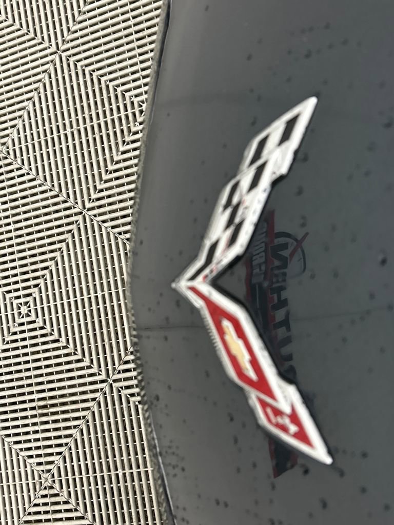 Used 2019 Chevrolet Corvette Stingray Coupe w/ 1LT image 10