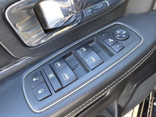 Used 2013 RAM 1500 Laramie w/ Convenience Group image 11