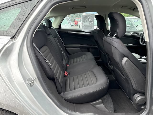 Used 2014 Ford Fusion SE FWD image 10