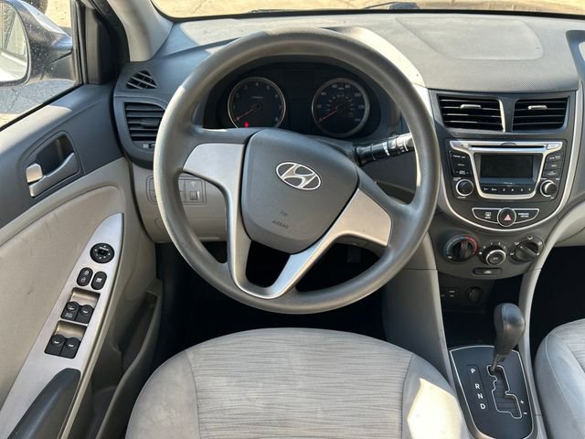 Used 2016 Hyundai Accent SE FWD image 16