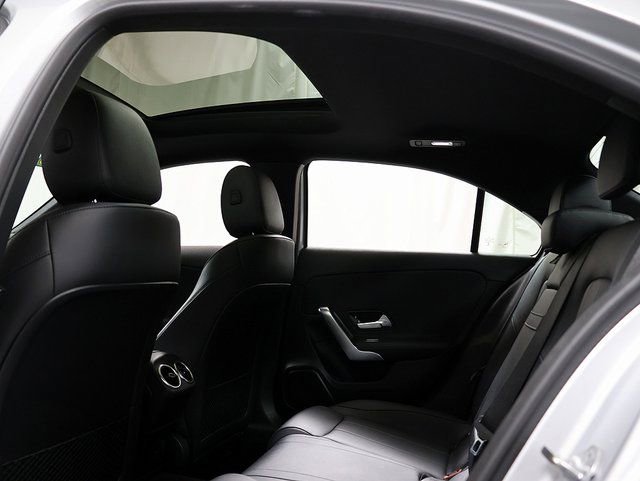Certified 2022 Mercedes-Benz A 220 4MATIC image 15