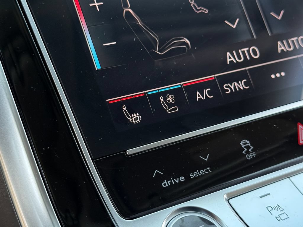 Certified 2025 Audi Q7 3.0T Prestige AWD/4WD image 48