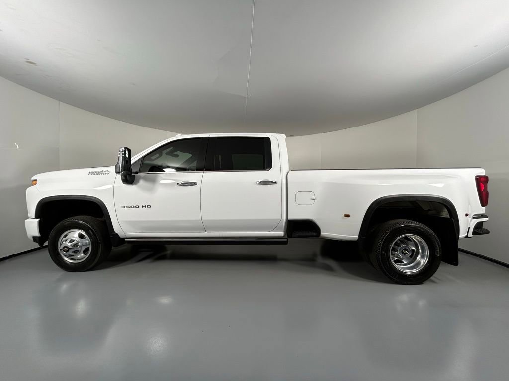 Used 2023 Chevrolet Silverado 3500 High Country image 4