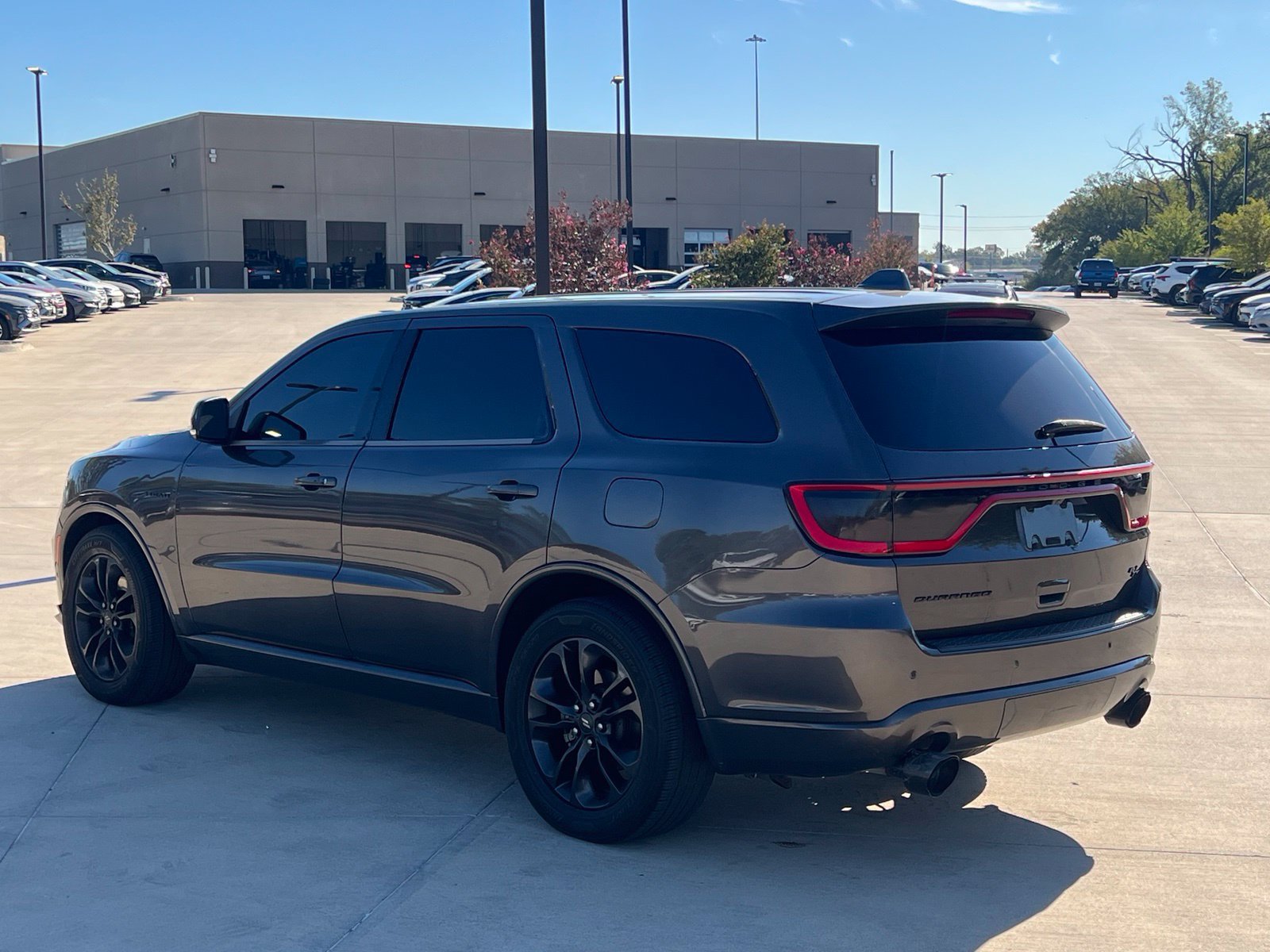 Used 2021 Dodge Durango R/T w/ Blacktop Package RWD image 9