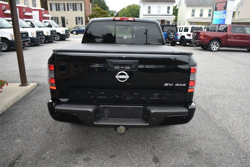 Used 2023 Nissan Frontier SV w/ SV Convenience Package AWD/4WD image 5