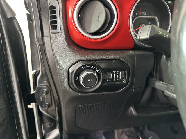 Certified 2021 Jeep Wrangler Unlimited Rubicon AWD/4WD image 18