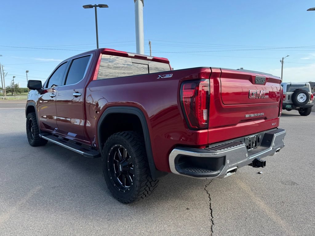 Used 2022 GMC Sierra 1500 SLT AWD/4WD image 5