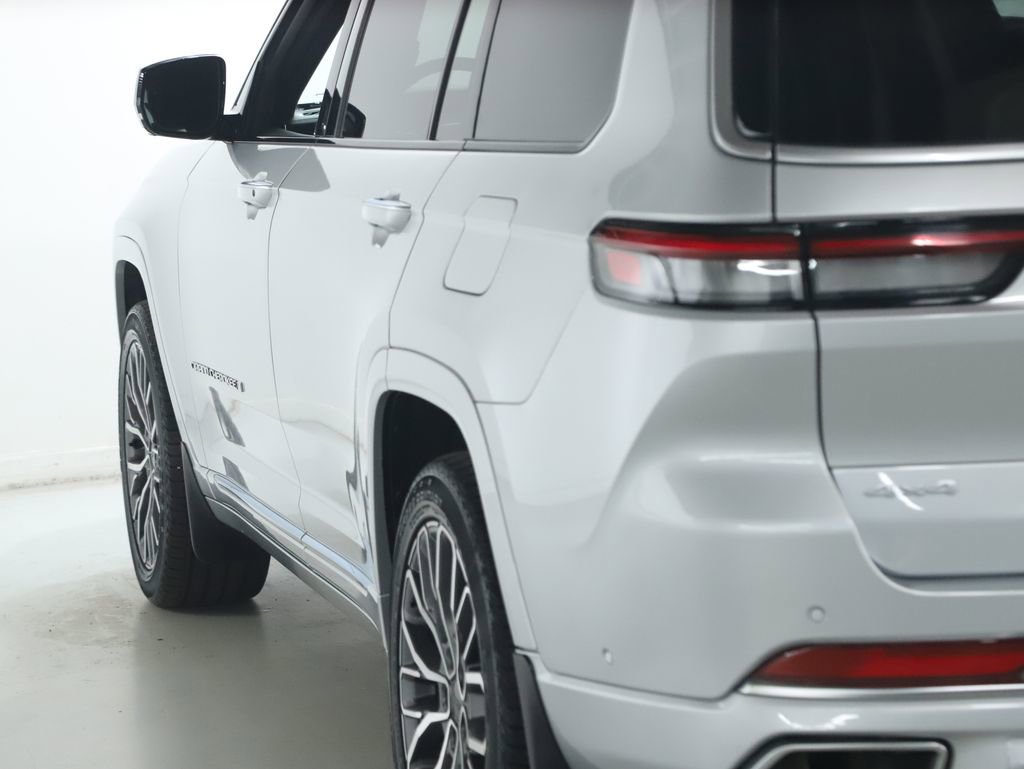 Used 2024 Jeep Grand Cherokee L Summit image 44