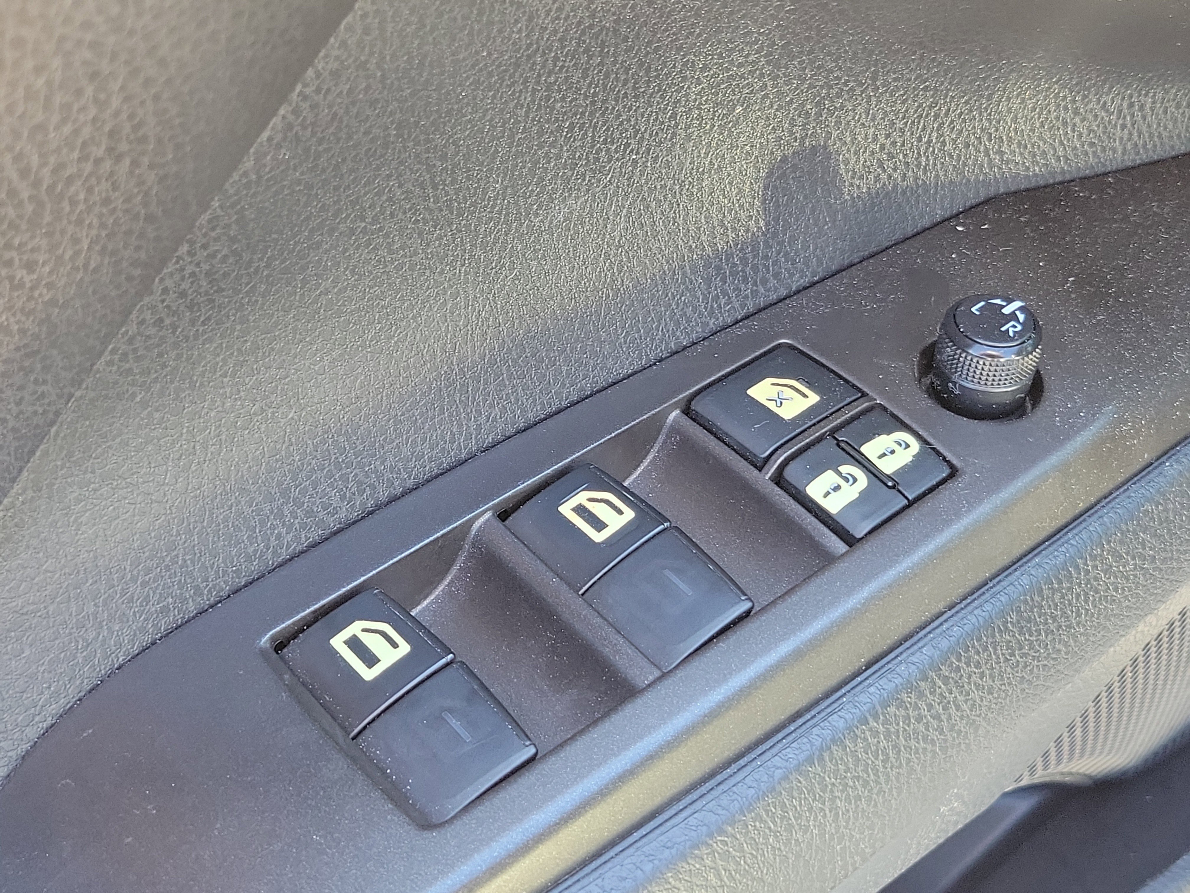 Used 2023 Toyota Camry SE image 22