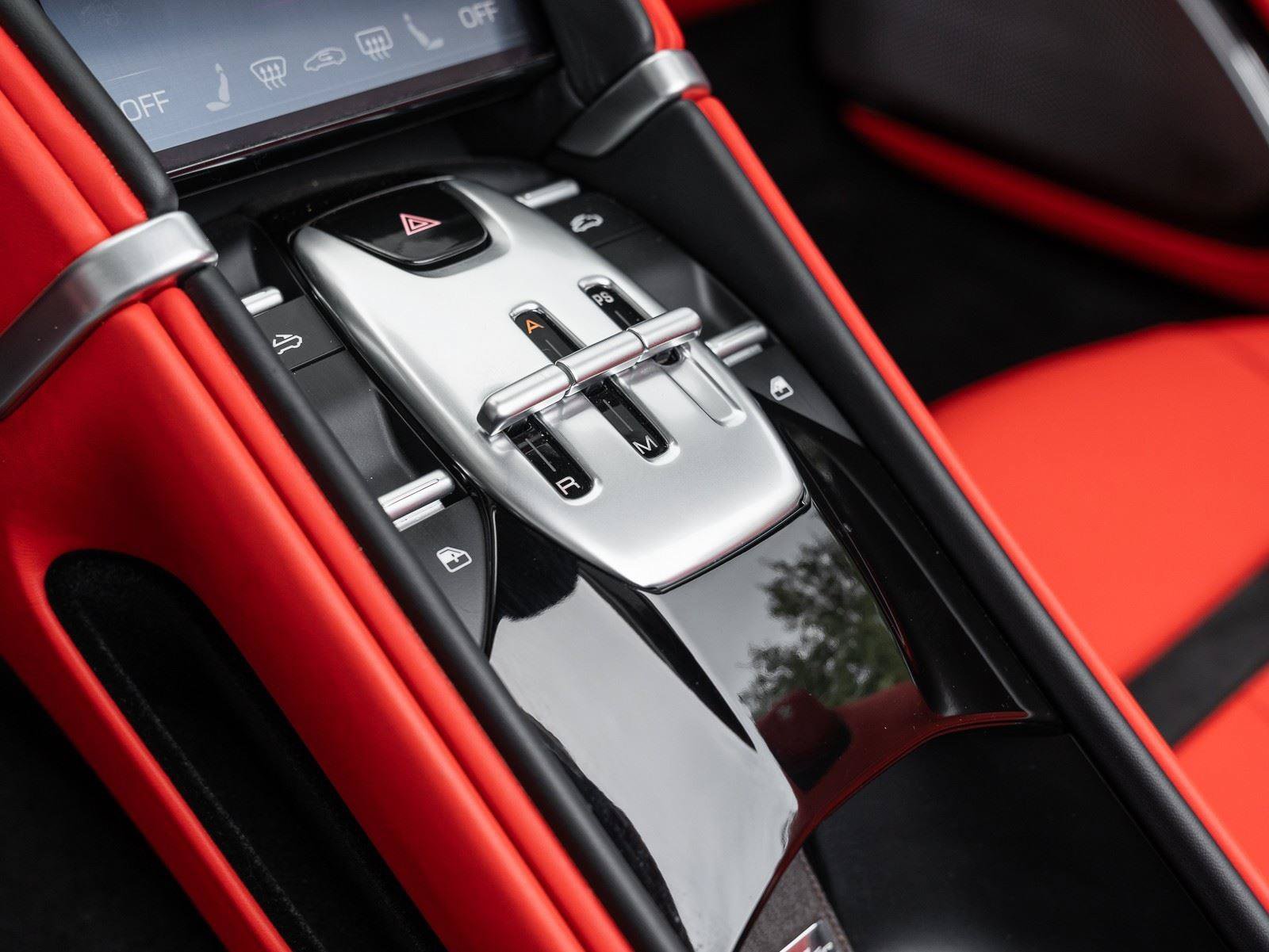 Used 2024 Ferrari Roma Spider RWD image 49