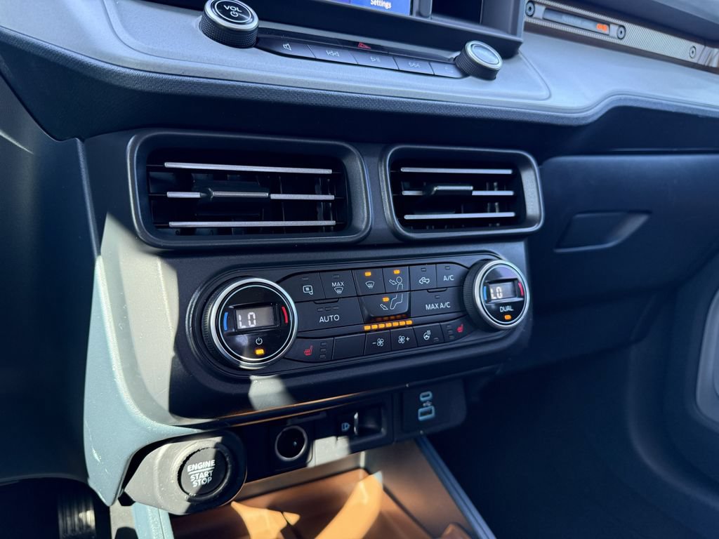 Used 2022 Ford Maverick Lariat w/ Lariat Luxury Package AWD/4WD image 20