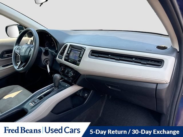 Used 2017 Honda HR-V LX image 31