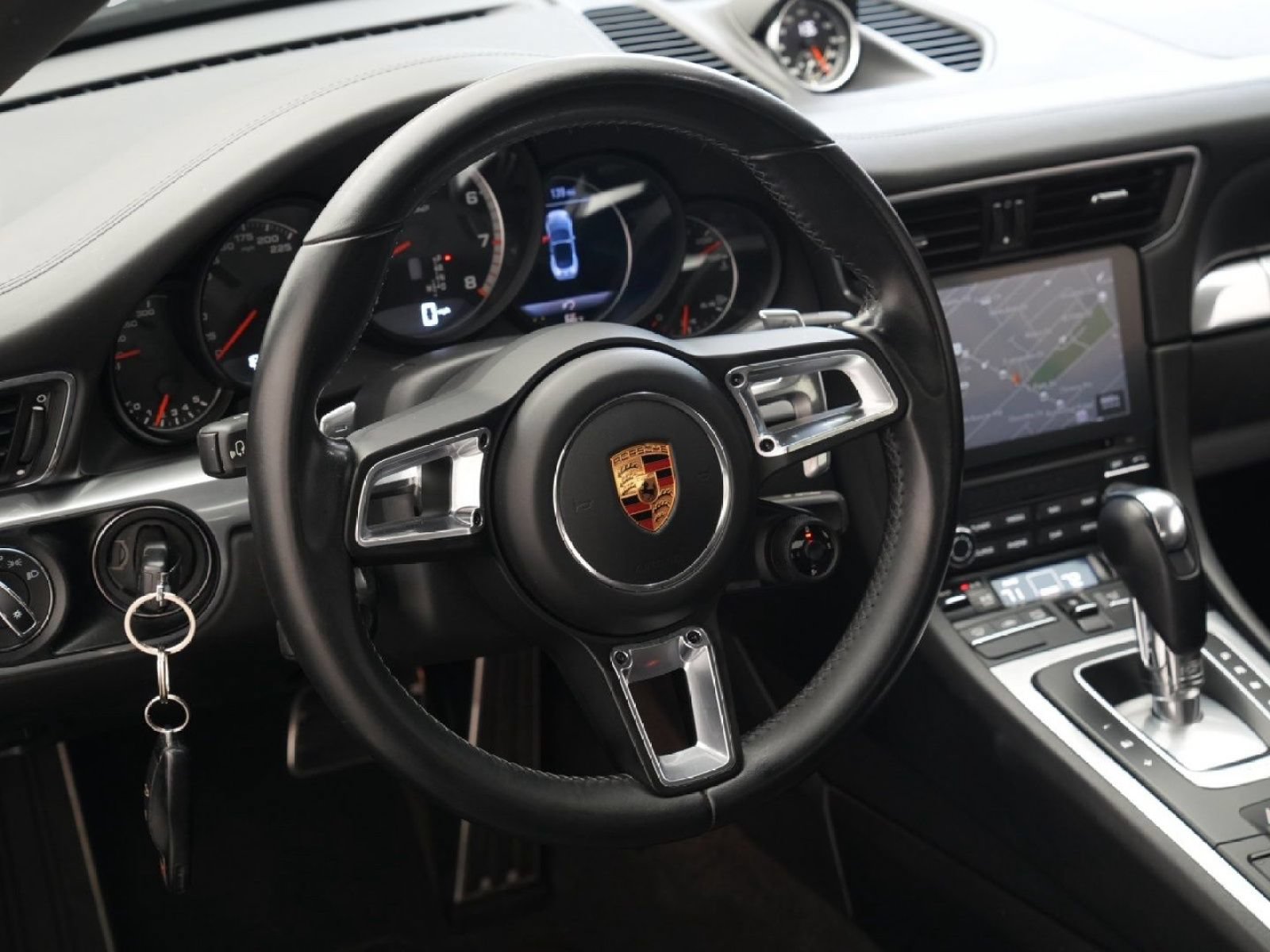 Used 2018 Porsche 911 Turbo AWD/4WD image 15