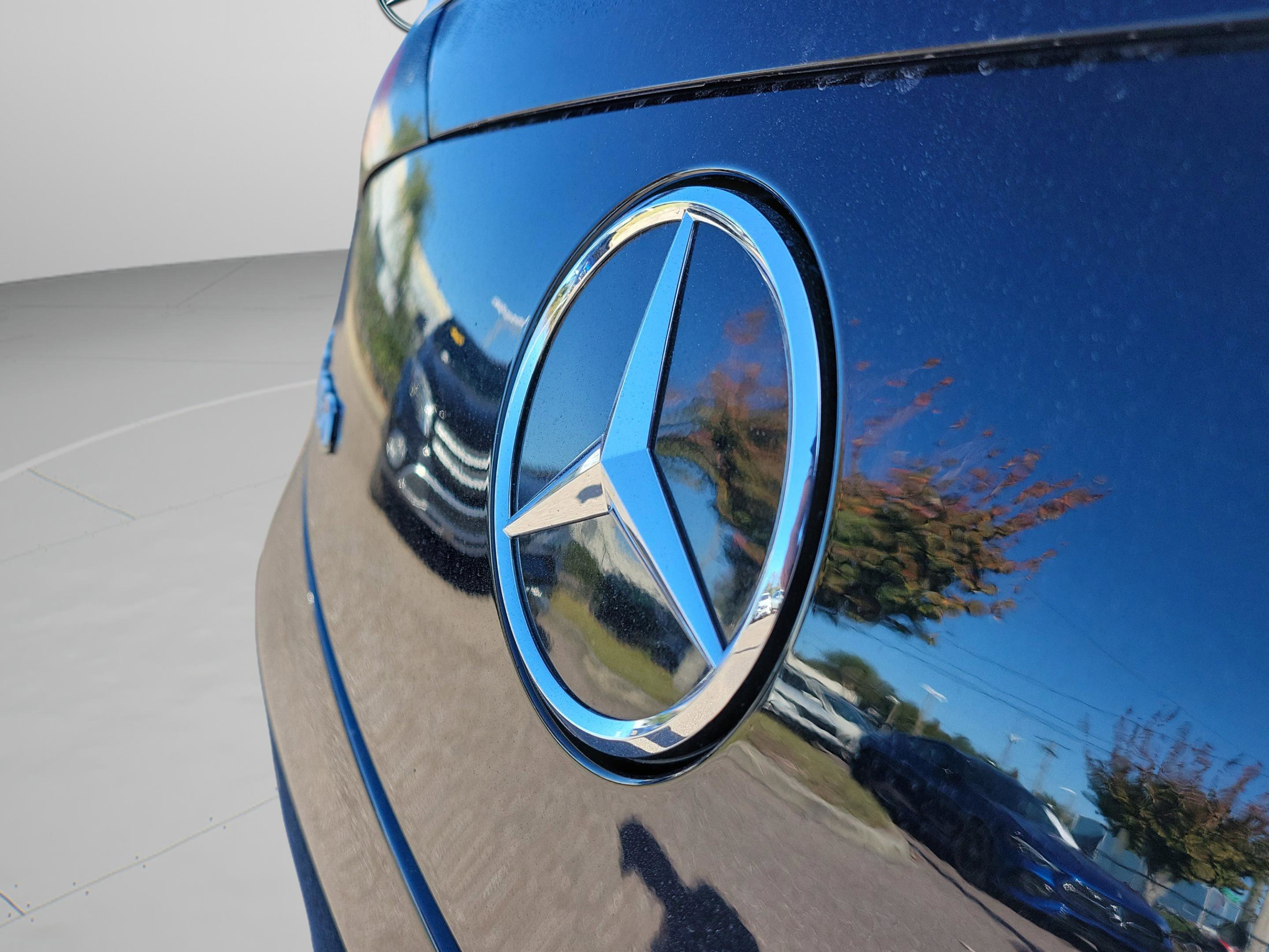 Certified 2025 Mercedes-Benz CLE 450 4MATIC Cabriolet image 8