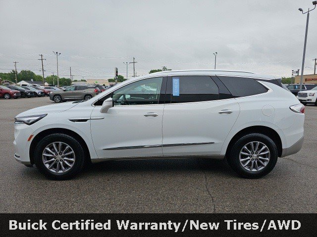 Certified 2022 Buick Enclave Essence image 4