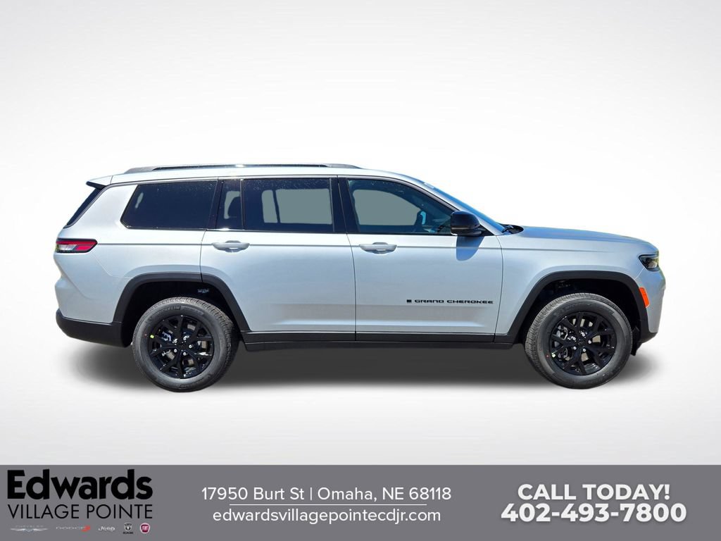 New 2026 Jeep Grand Cherokee L 4WD image 2