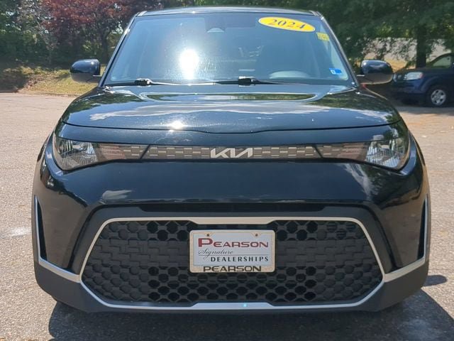 Used 2024 Kia Soul LX w/ Option Group 015 FWD image 8