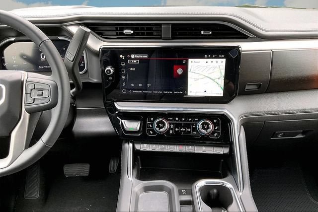 New 2026 GMC Sierra 2500 Denali w/ Technology Package AWD/4WD image 8