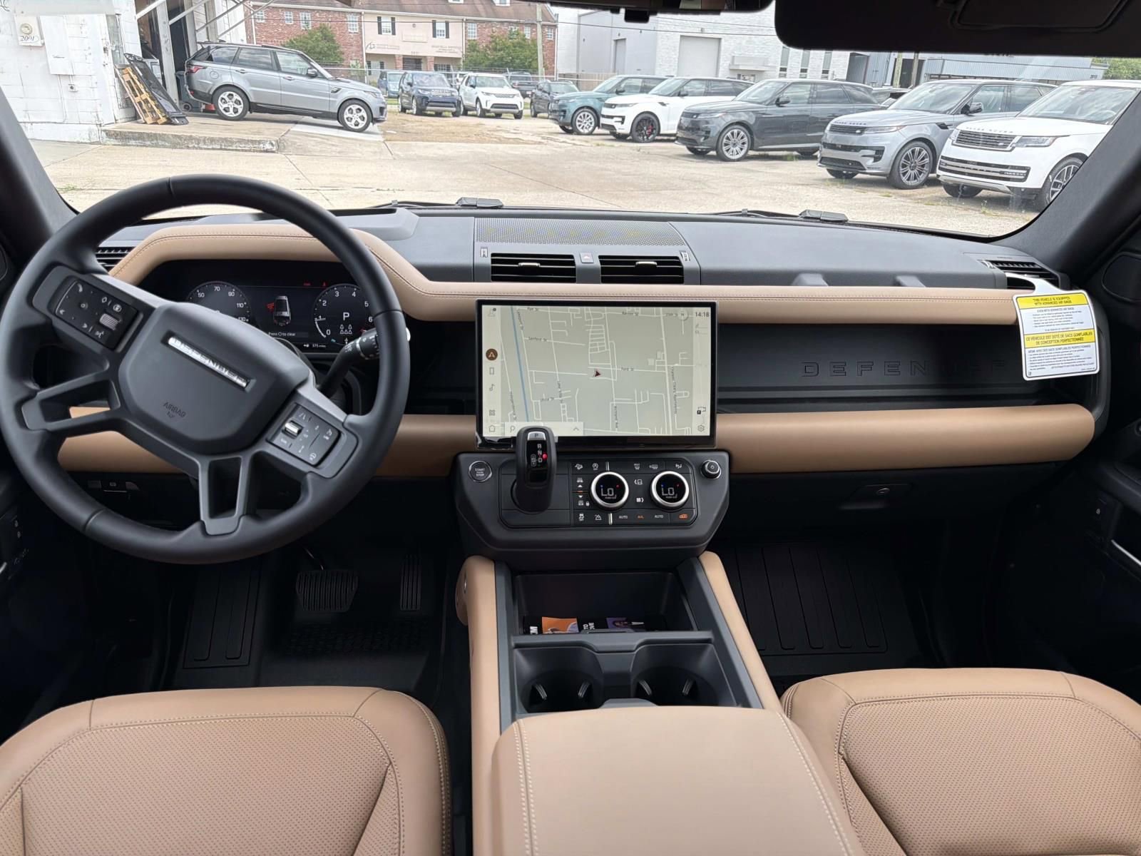 New 2026 Land Rover Defender 130 X-Dynamic SE AWD/4WD image 9