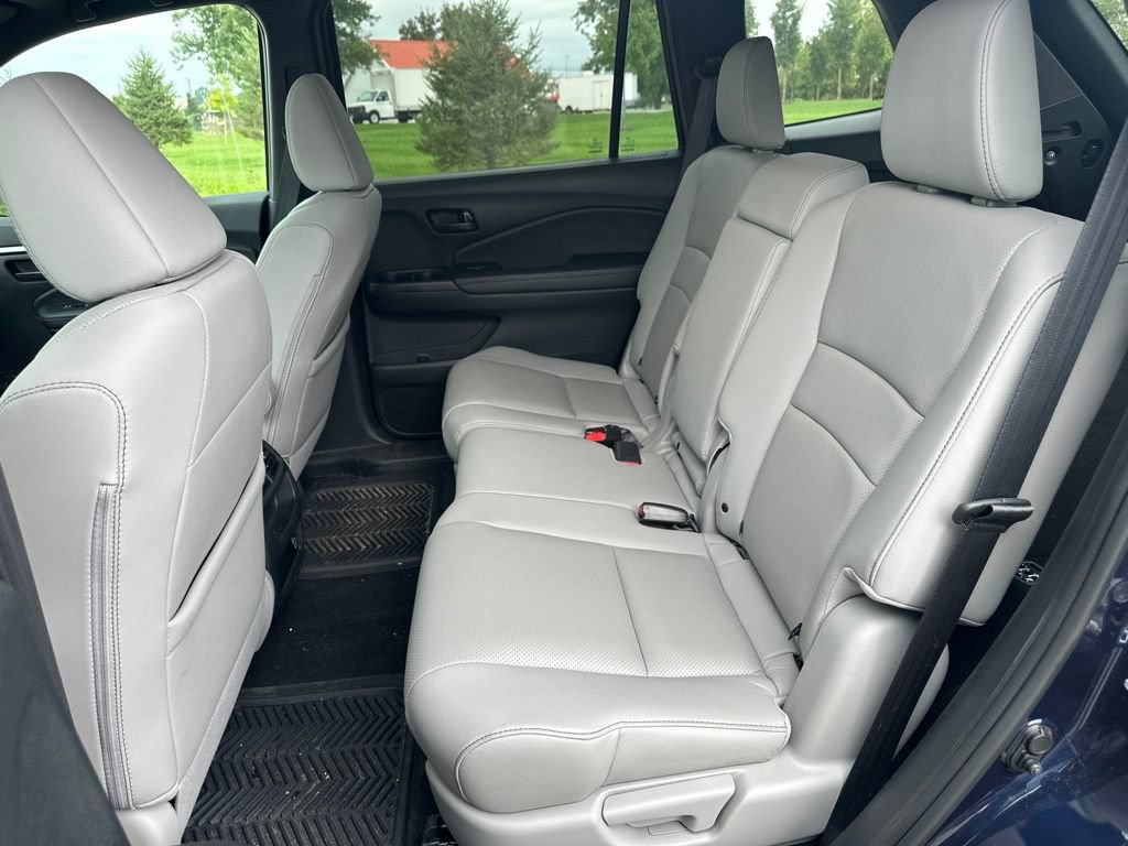 Used 2023 Honda Passport EX-L image 14