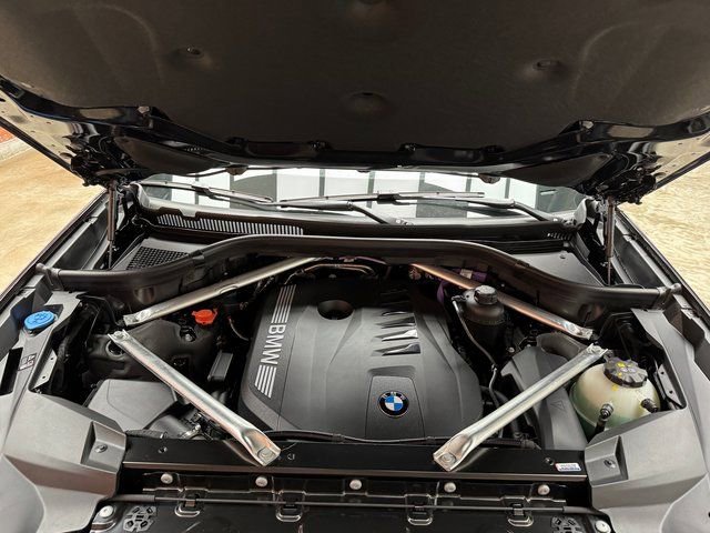 Used 2026 BMW X7 xDrive40i AWD/4WD image 26