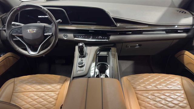 Used 2022 Cadillac Escalade ESV Premium Luxury image 21