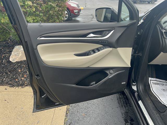 Used 2019 Buick Enclave Premium AWD/4WD image 10