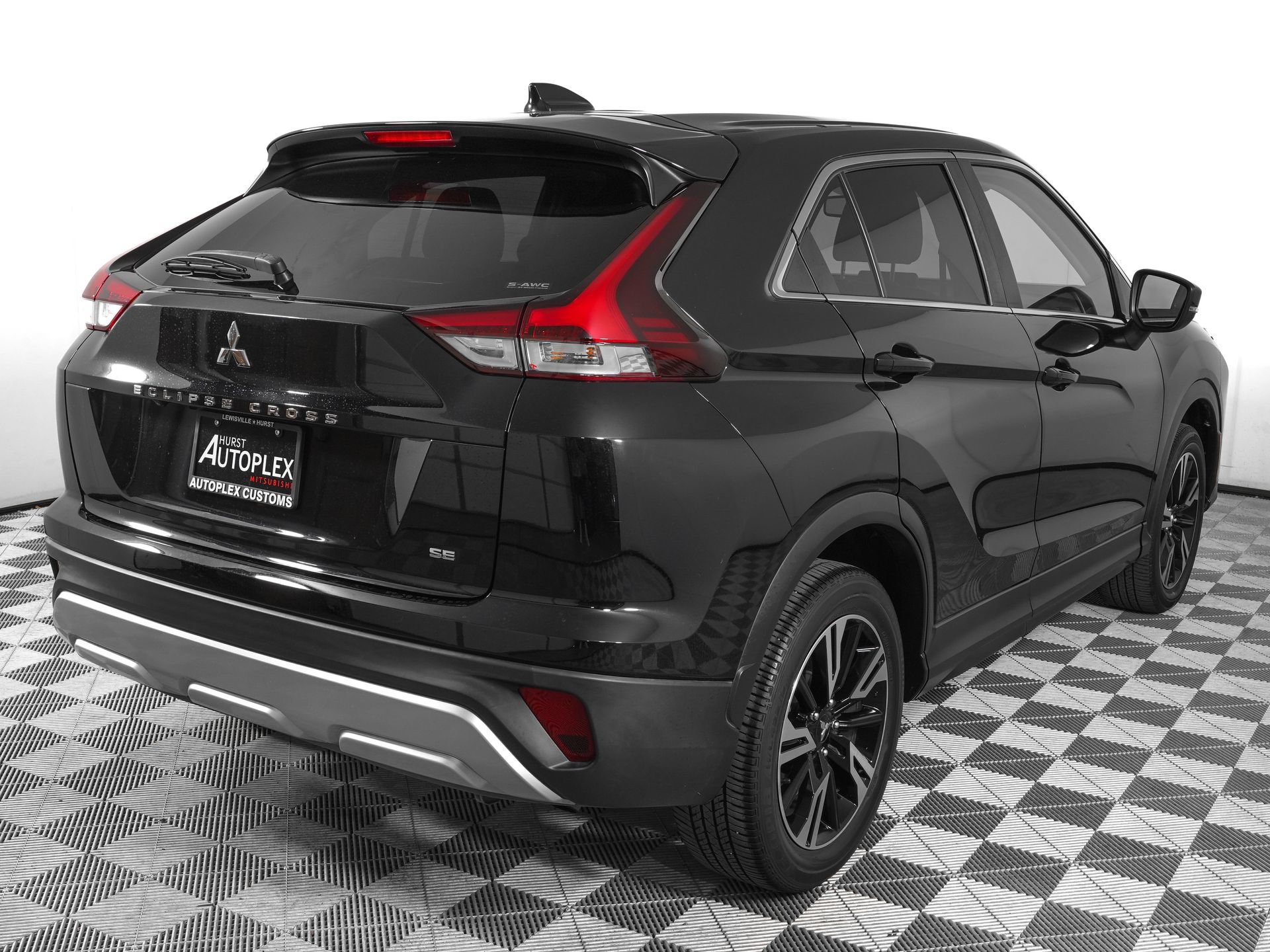 Used 2023 Mitsubishi Eclipse Cross AWD image 4